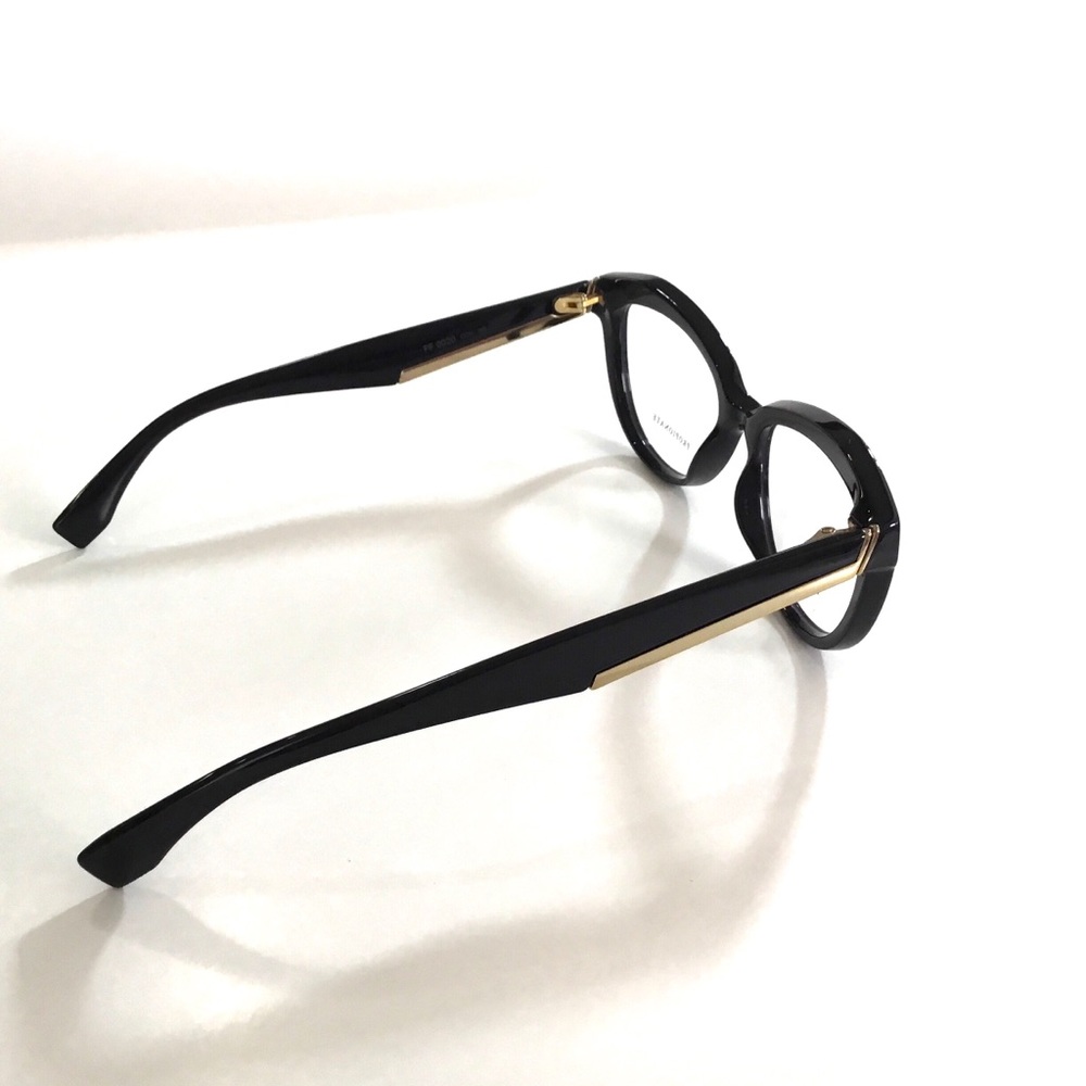 Fendi Eyeglass new and authentic - Picture 5 of 8